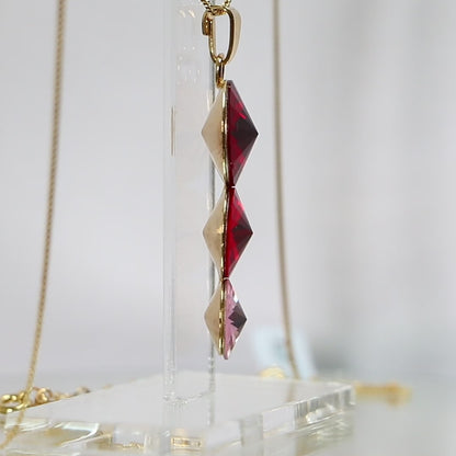 Pendant with Swarovski crystals, red, gold-plated silver, TRIO