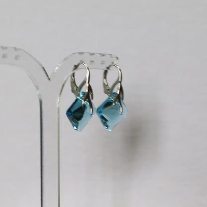 Boucles d'oreilles, cristaux Swarovski, argent rhodié, bleu aquamarine, AGATHE