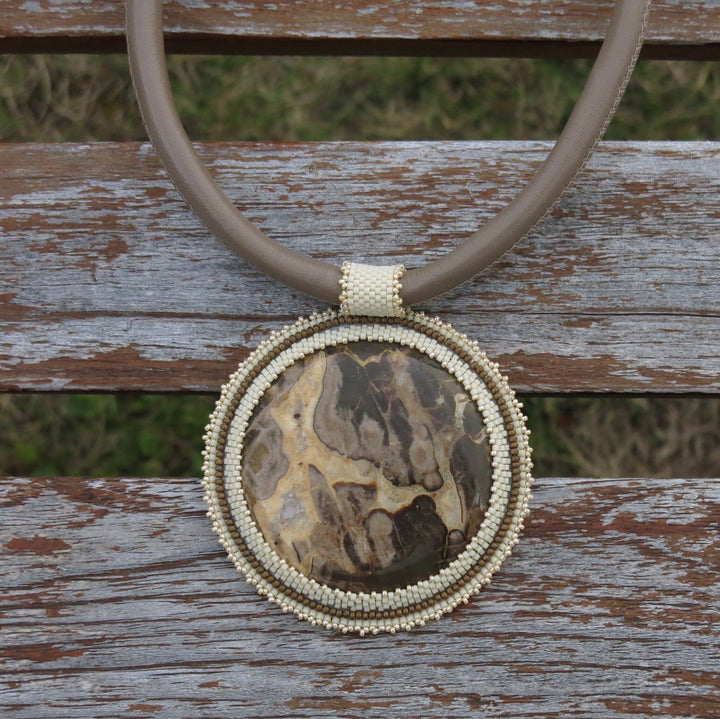 Necklace with septaria, leather, gold-plated surgical steel clasp