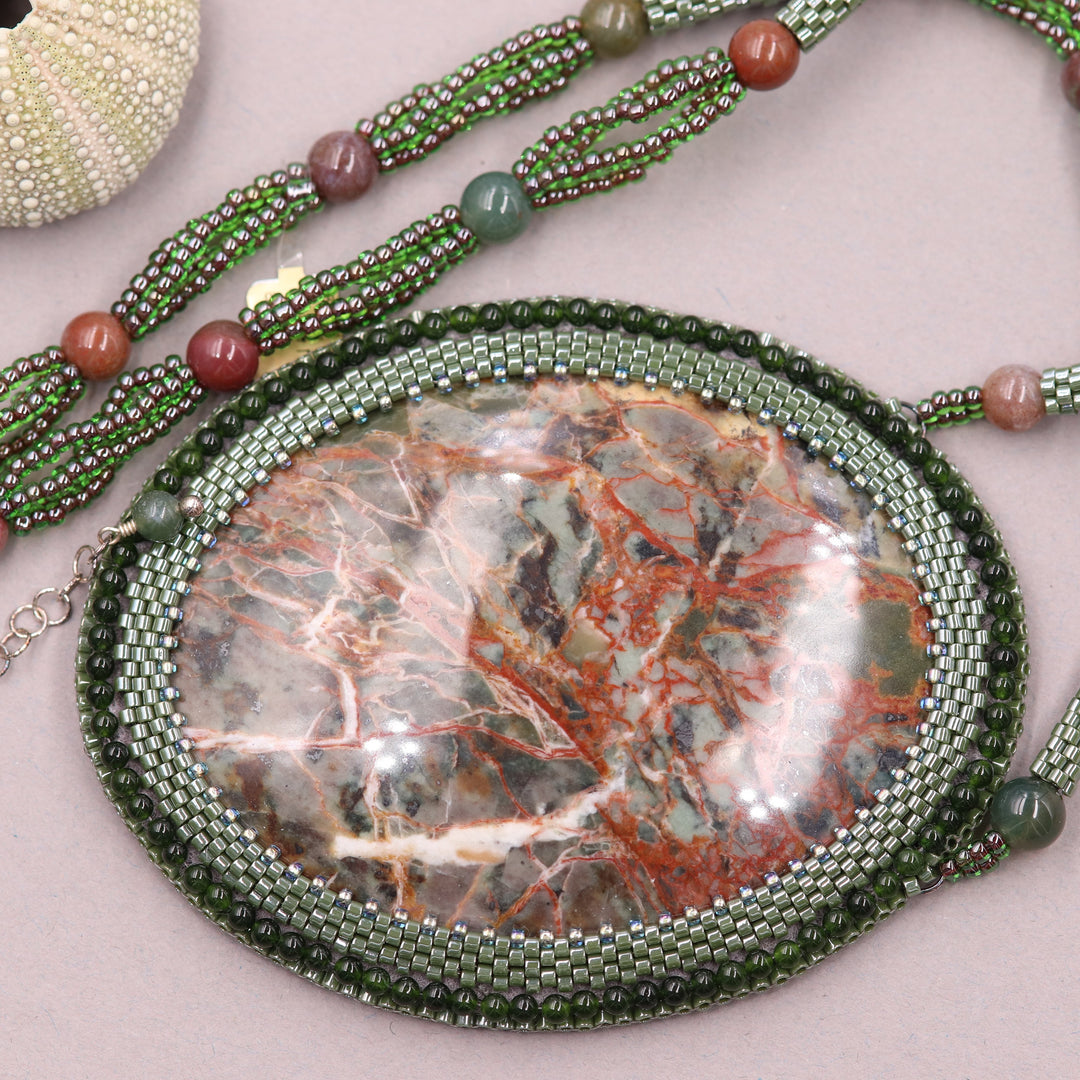 Embroidered necklace with jasper and agate