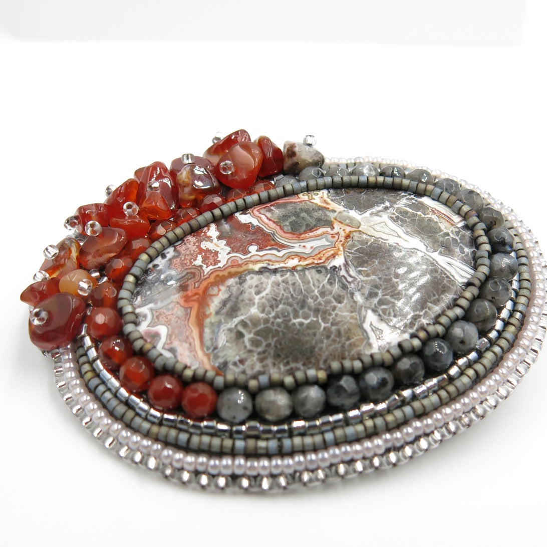 Embroidered brooch, CRAZY LACE agate, black/grey/red