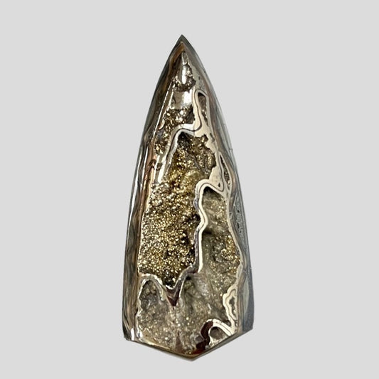 Ammonite pyritisée, AM_P047, taille cabochon, 50x20x9 mm; 16.6g;