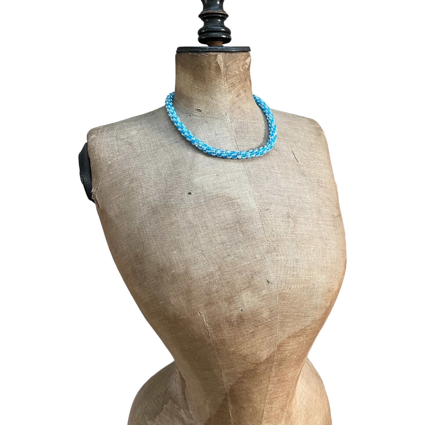 Collier spirale au crochet en perles Miyuki, bleu claire AB, 46 cm
