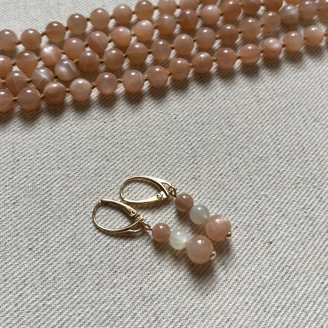 Boucles d'oreilles avec pierres naturelles  (pierre de lune rose)