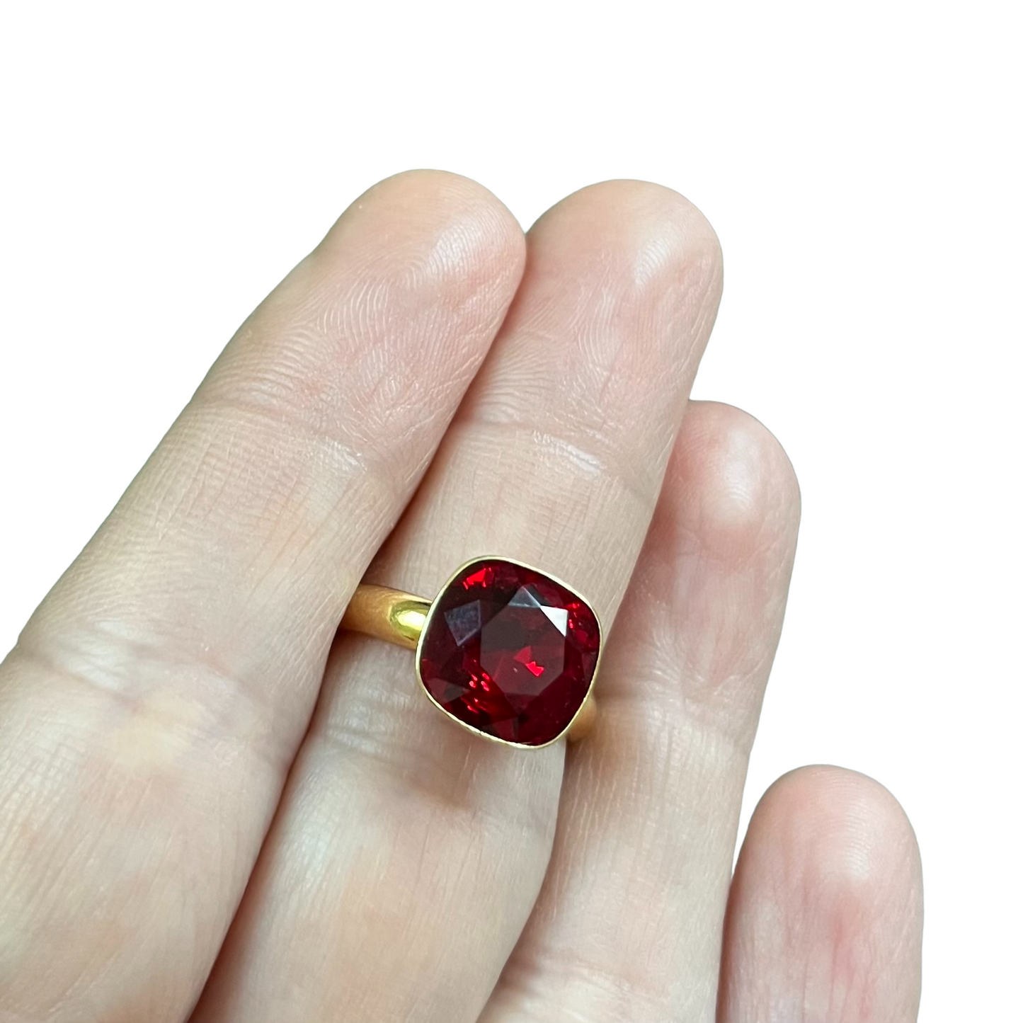 Ring with Swarovski crystals, KIM collection, siam red, gold-plated silver