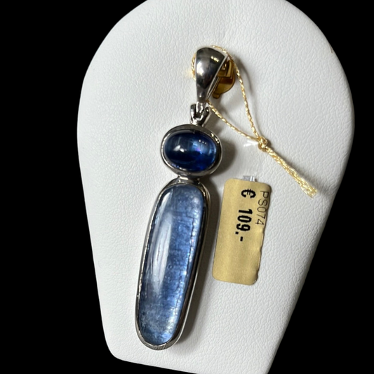 Pendant with kyanite in silver PS074