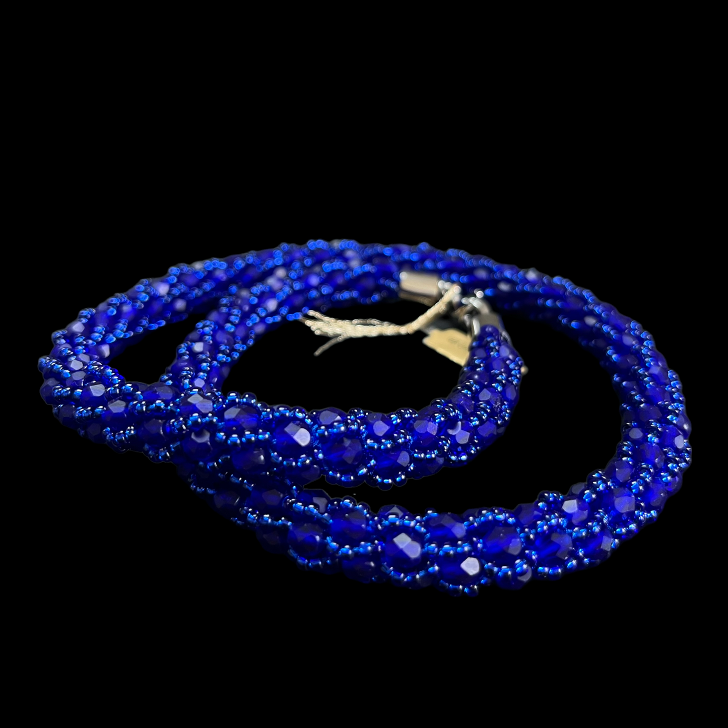 Collier spirale au crochet en perles Miyuki, cobalt, 46 cm