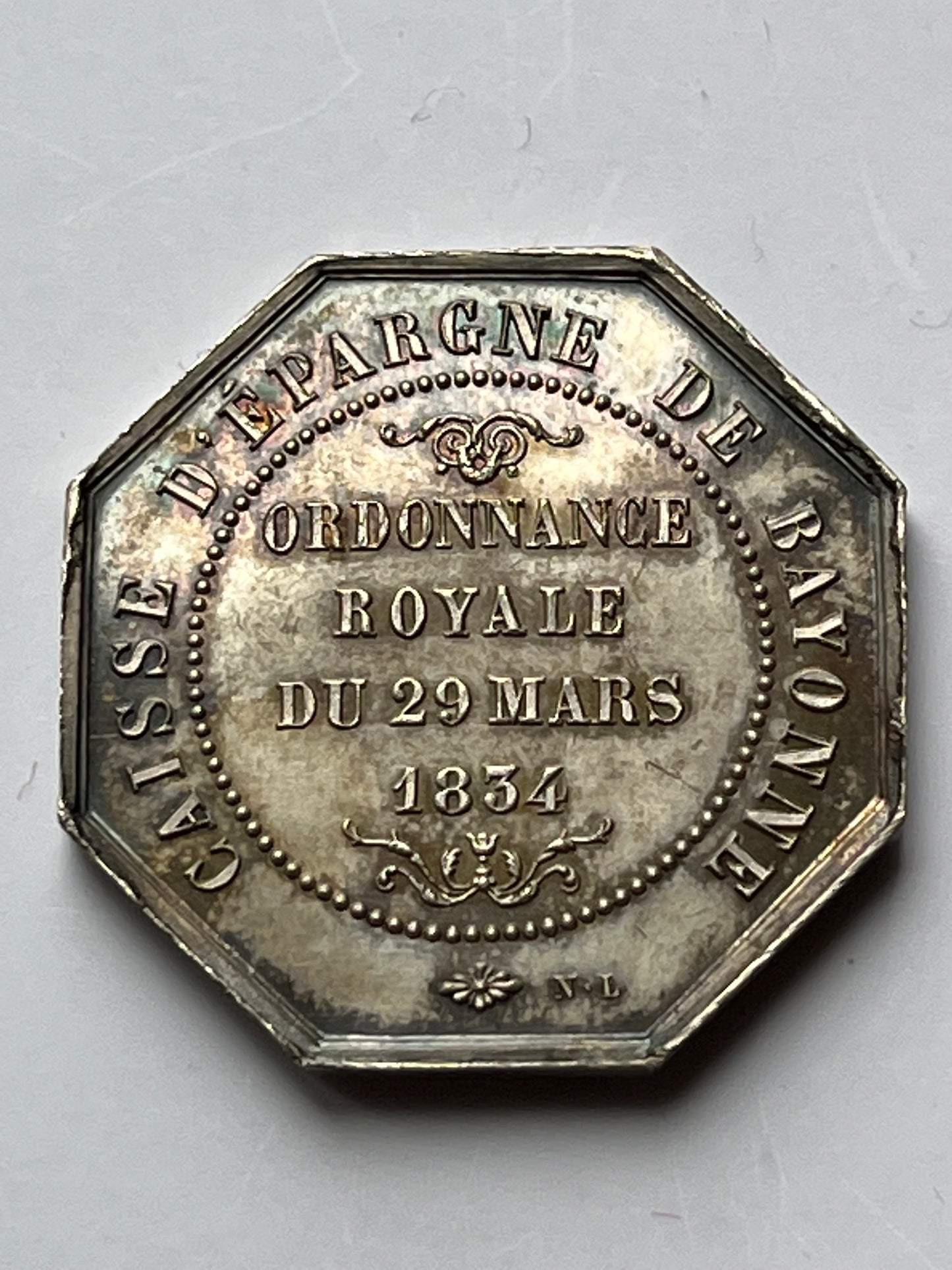 Серебряный жетон CAISSE EPARGNE, БАЙОННА 1834 г.