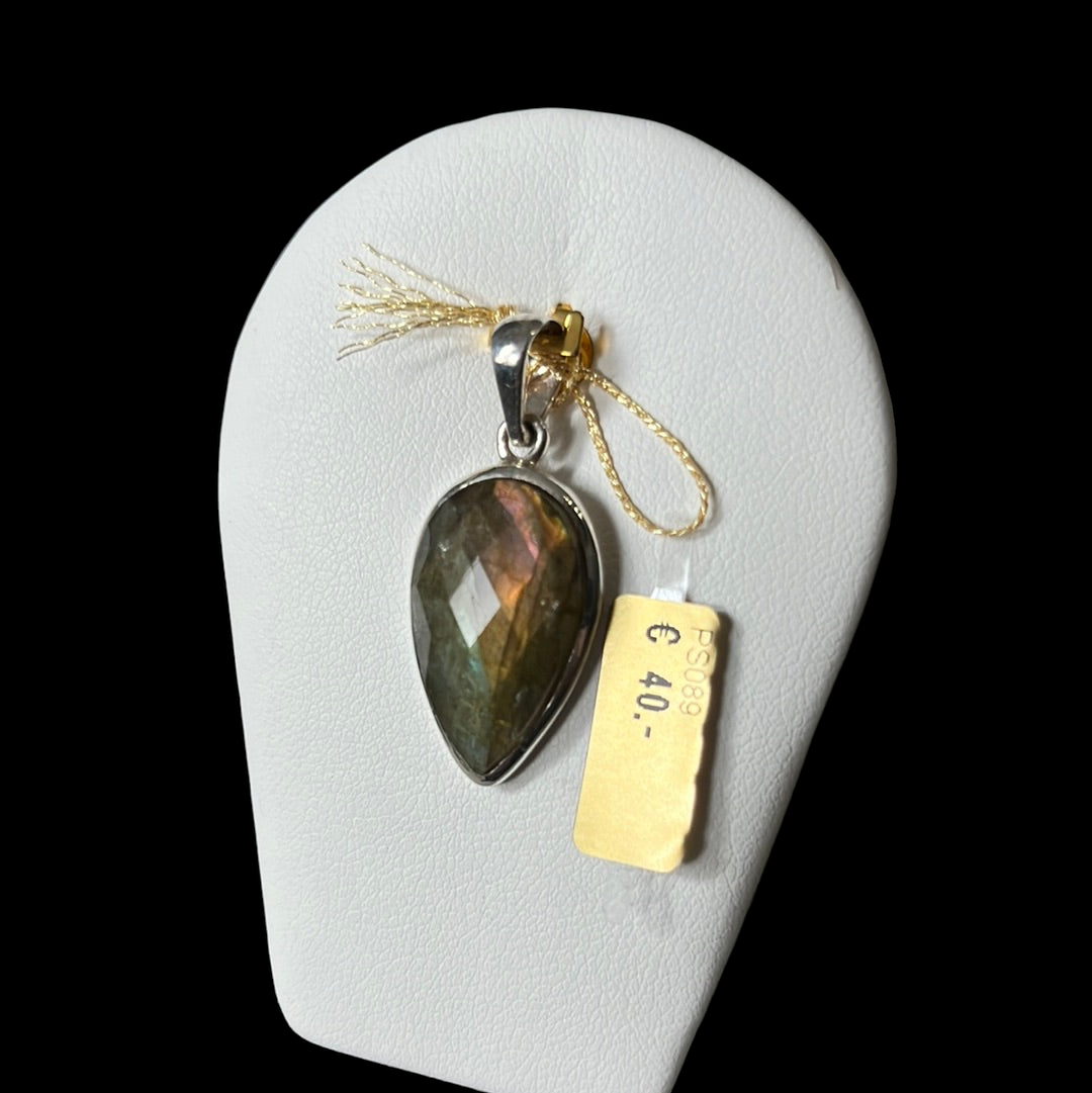 Pendentif en argent avec labradorite  PS089