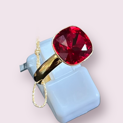 Ring with Swarovski crystals, KIM collection, siam red, gold-plated silver