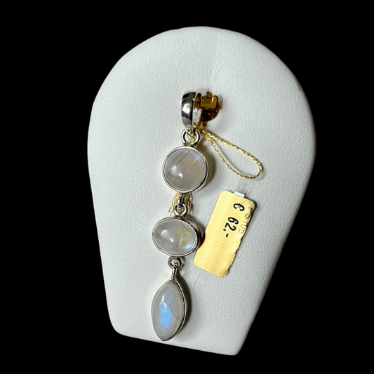 Pendentif en argent avec labradorite  blanche PS105