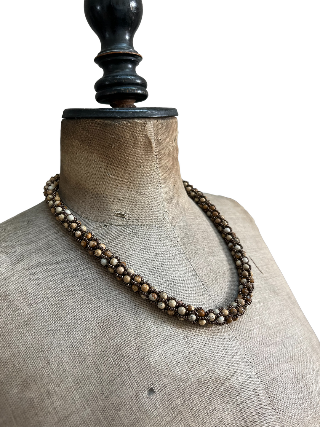 Crochet necklace in landscape jasper and Miyuki beads, 50 cm