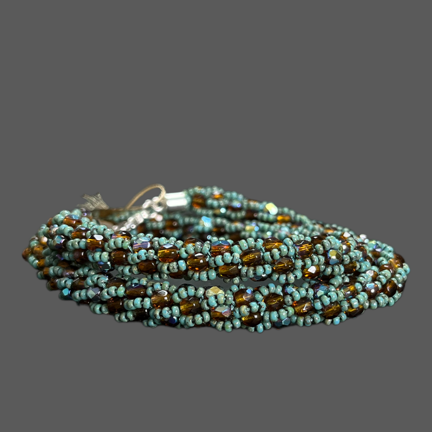 Collier spirale au crochet en perles Miyuki, orange/turquoise, 47 cm