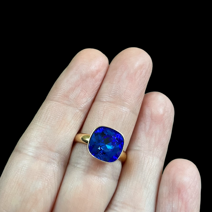 Bague avec cristaux Swarovski, collection KIM, bleu outremer, argent doré