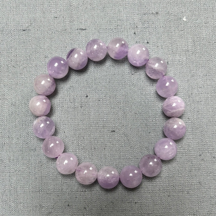 Браслет LAVENDER QUARTZ с шариковыми камнями 10 мм.