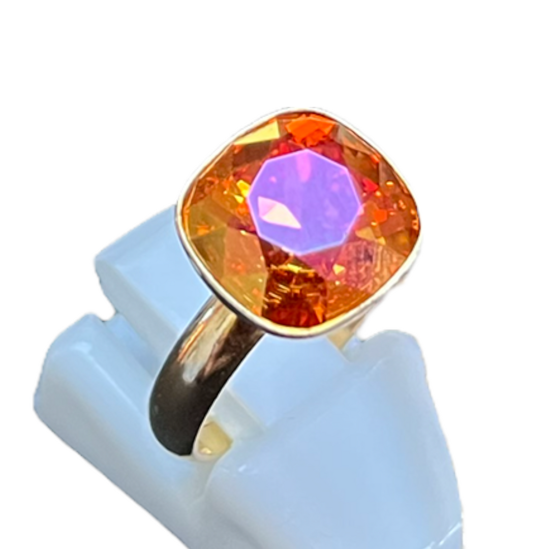 Ring mit Swarovski -Kristallen, Kim -Kollektion, Astralrosa, goldenes Silber